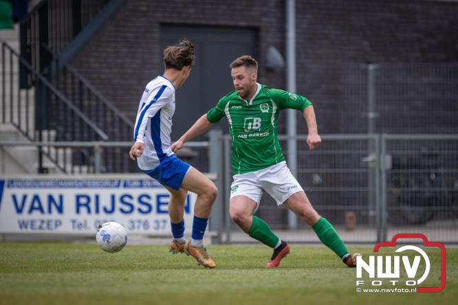 Koppositie glipt weg bij OWIOS na gelijkspel tegen SEH. - &copy; NWVFoto.nl