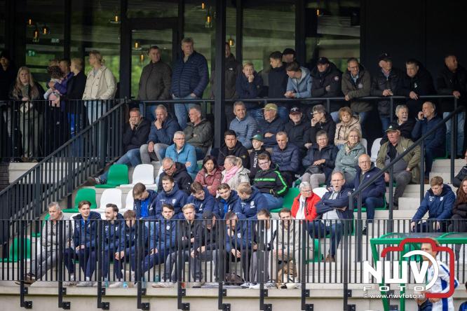 Koppositie glipt weg bij OWIOS na gelijkspel tegen SEH. - &copy; NWVFoto.nl