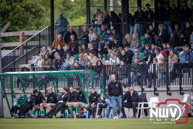 Koppositie glipt weg bij OWIOS na gelijkspel tegen SEH. - &copy; NWVFoto.nl
