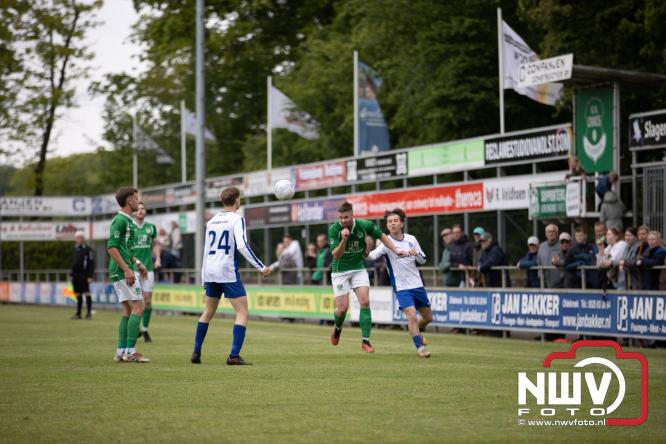 Koppositie glipt weg bij OWIOS na gelijkspel tegen SEH. - &copy; NWVFoto.nl