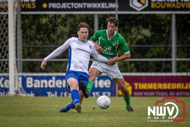 Koppositie glipt weg bij OWIOS na gelijkspel tegen SEH. - &copy; NWVFoto.nl