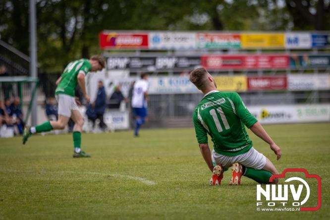 Koppositie glipt weg bij OWIOS na gelijkspel tegen SEH. - &copy; NWVFoto.nl