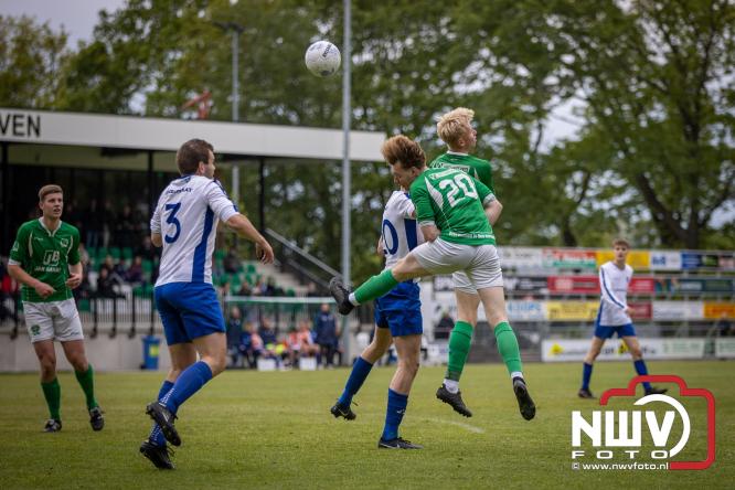 Koppositie glipt weg bij OWIOS na gelijkspel tegen SEH. - &copy; NWVFoto.nl