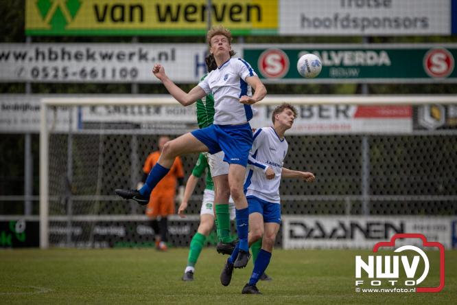 Koppositie glipt weg bij OWIOS na gelijkspel tegen SEH. - &copy; NWVFoto.nl