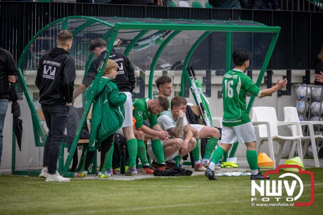 Koppositie glipt weg bij OWIOS na gelijkspel tegen SEH. - &copy; NWVFoto.nl