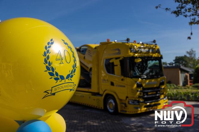 Kranen, trucks en bergingsvoertuigen stelen de show tijdens jubileumfeest van Kraan- en Bergingsbedrijf Stouwdam in Oldebroek. - &copy; NWVFoto.nl