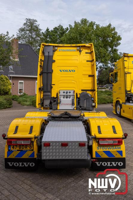 Kranen, trucks en bergingsvoertuigen stelen de show tijdens jubileumfeest van Kraan- en Bergingsbedrijf Stouwdam in Oldebroek. - &copy; NWVFoto.nl