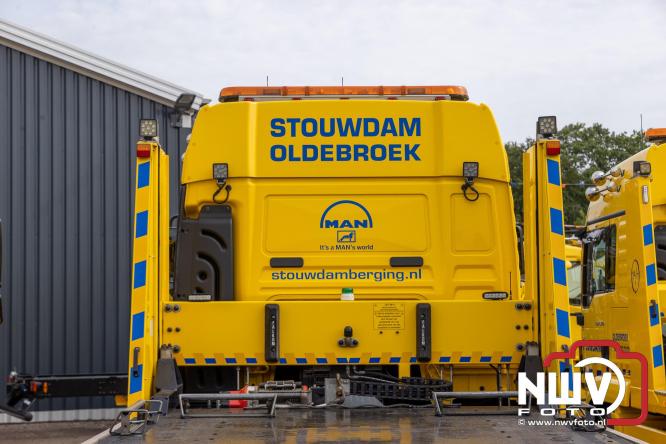 Kranen, trucks en bergingsvoertuigen stelen de show tijdens jubileumfeest van Kraan- en Bergingsbedrijf Stouwdam in Oldebroek. - &copy; NWVFoto.nl