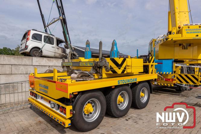 Kranen, trucks en bergingsvoertuigen stelen de show tijdens jubileumfeest van Kraan- en Bergingsbedrijf Stouwdam in Oldebroek. - &copy; NWVFoto.nl