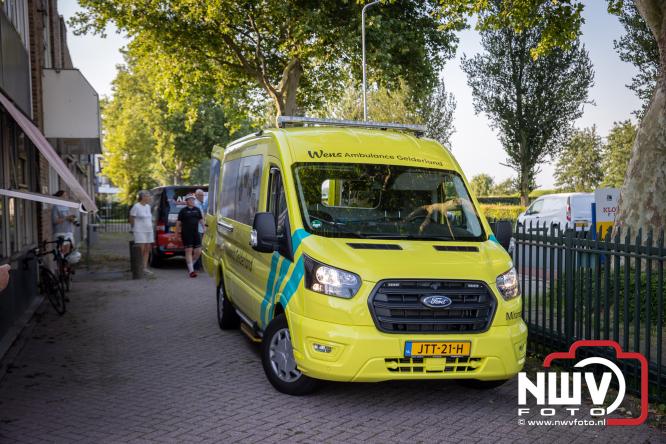 300 kilometer voor het goede doel: Esther en Benjamin fietsen €9.000 bijeen voor de Gelderse Wensambulance - &copy; NWVFoto.nl