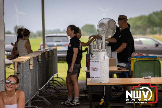 Boerentrekkertrek in Hulshorst trok veel publiek ondanks tropische hitte. - &copy; NWVFoto.nl