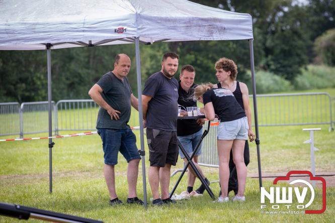 Boerentrekkertrek in Hulshorst trok veel publiek ondanks tropische hitte. - &copy; NWVFoto.nl