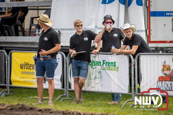 Boerentrekkertrek in Hulshorst trok veel publiek ondanks tropische hitte. - &copy; NWVFoto.nl
