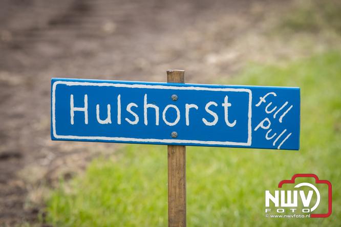 Boerentrekkertrek in Hulshorst trok veel publiek ondanks tropische hitte. - &copy; NWVFoto.nl