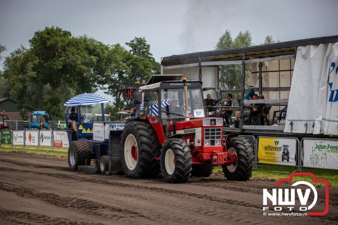 Boerentrekkertrek in Hulshorst trok veel publiek ondanks tropische hitte. - &copy; NWVFoto.nl
