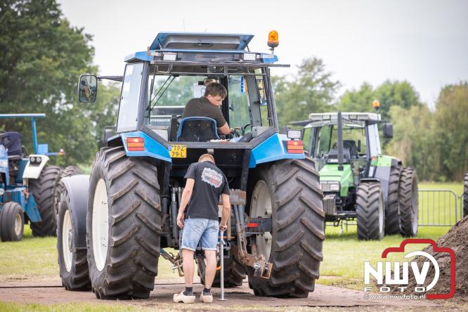 Boerentrekkertrek in Hulshorst trok veel publiek ondanks tropische hitte. - &copy; NWVFoto.nl