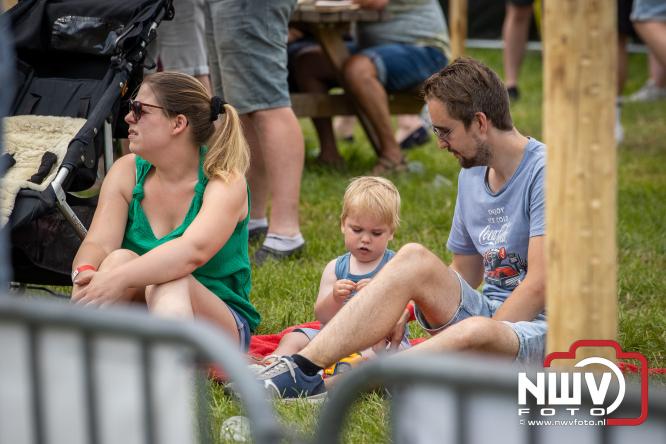 Boerentrekkertrek in Hulshorst trok veel publiek ondanks tropische hitte. - &copy; NWVFoto.nl
