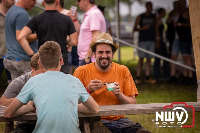 Boerentrekkertrek in Hulshorst trok veel publiek ondanks tropische hitte. - &copy; NWVFoto.nl