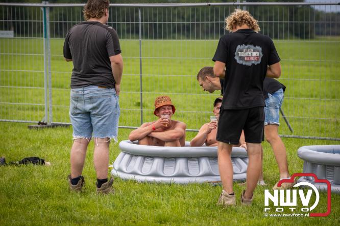 Boerentrekkertrek in Hulshorst trok veel publiek ondanks tropische hitte. - &copy; NWVFoto.nl
