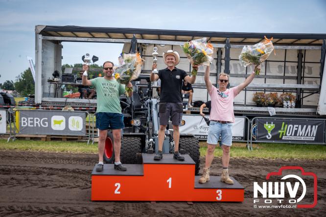 Boerentrekkertrek in Hulshorst trok veel publiek ondanks tropische hitte. - &copy; NWVFoto.nl