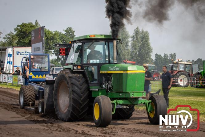 Boerentrekkertrek in Hulshorst trok veel publiek ondanks tropische hitte. - &copy; NWVFoto.nl