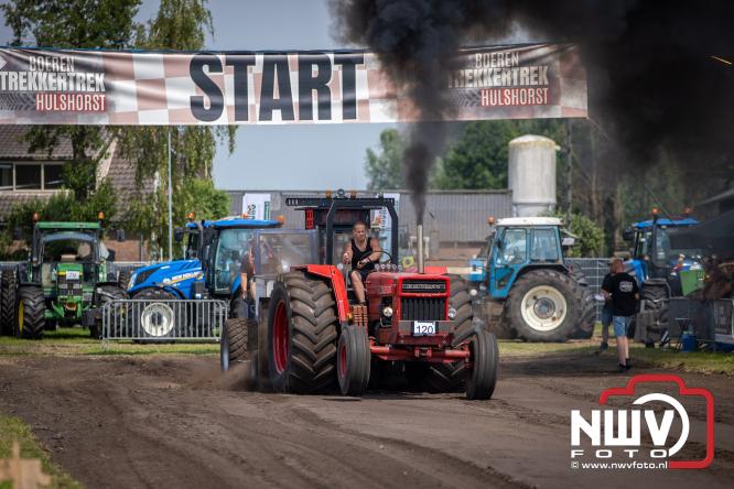 Boerentrekkertrek in Hulshorst trok veel publiek ondanks tropische hitte. - &copy; NWVFoto.nl