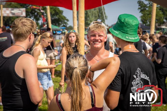Boerentrekkertrek in Hulshorst trok veel publiek ondanks tropische hitte. - &copy; NWVFoto.nl