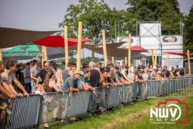 Boerentrekkertrek in Hulshorst trok veel publiek ondanks tropische hitte. - &copy; NWVFoto.nl