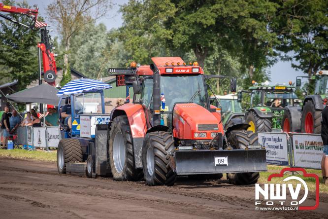 Boerentrekkertrek in Hulshorst trok veel publiek ondanks tropische hitte. - &copy; NWVFoto.nl