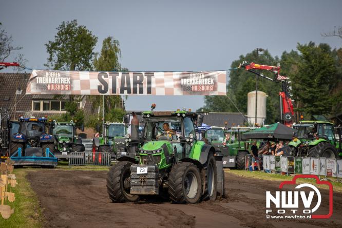 Boerentrekkertrek in Hulshorst trok veel publiek ondanks tropische hitte. - &copy; NWVFoto.nl