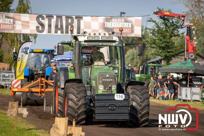 Boerentrekkertrek in Hulshorst trok veel publiek ondanks tropische hitte. - &copy; NWVFoto.nl