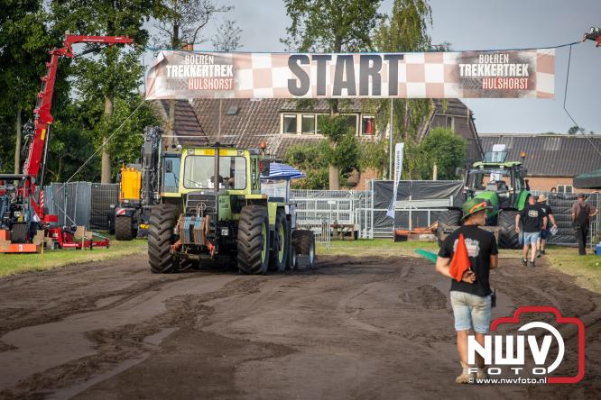 Boerentrekkertrek in Hulshorst trok veel publiek ondanks tropische hitte. - &copy; NWVFoto.nl