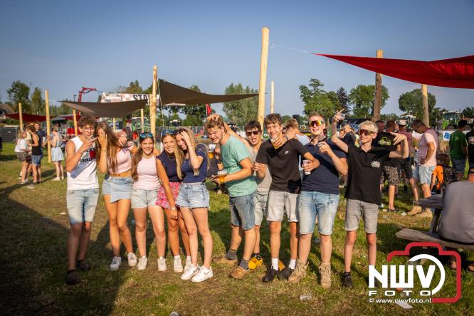 Boerentrekkertrek in Hulshorst trok veel publiek ondanks tropische hitte. - &copy; NWVFoto.nl