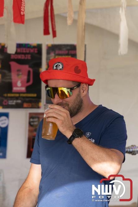 Big Pop Oosterwolde (gld) trapt festivalweekend af met een avond vol meezingers, rock en gezelligheid - &copy; NWVFoto.nl