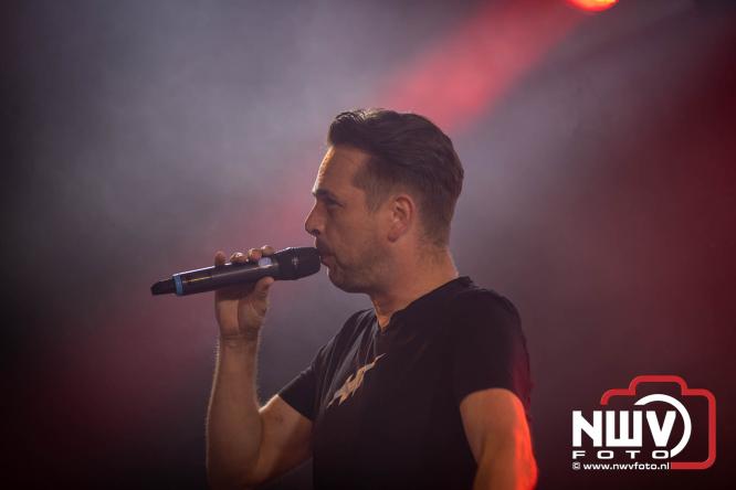 Big Pop Oosterwolde (gld) trapt festivalweekend af met een avond vol meezingers, rock en gezelligheid - &copy; NWVFoto.nl