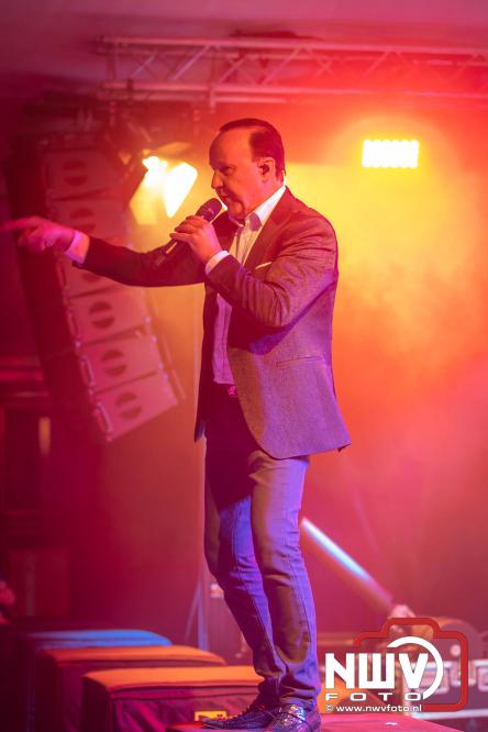 Big Pop Oosterwolde (gld) trapt festivalweekend af met een avond vol meezingers, rock en gezelligheid - &copy; NWVFoto.nl