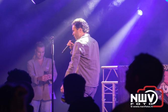 Big Pop Oosterwolde (gld) trapt festivalweekend af met een avond vol meezingers, rock en gezelligheid - &copy; NWVFoto.nl