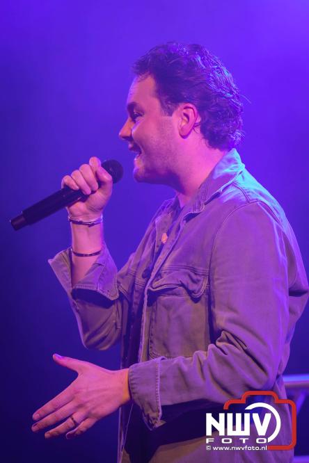 Big Pop Oosterwolde (gld) trapt festivalweekend af met een avond vol meezingers, rock en gezelligheid - &copy; NWVFoto.nl