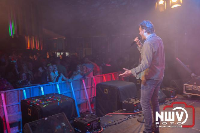Big Pop Oosterwolde (gld) trapt festivalweekend af met een avond vol meezingers, rock en gezelligheid - &copy; NWVFoto.nl