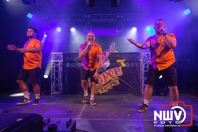 Big Pop Oosterwolde (gld) trapt festivalweekend af met een avond vol meezingers, rock en gezelligheid - &copy; NWVFoto.nl