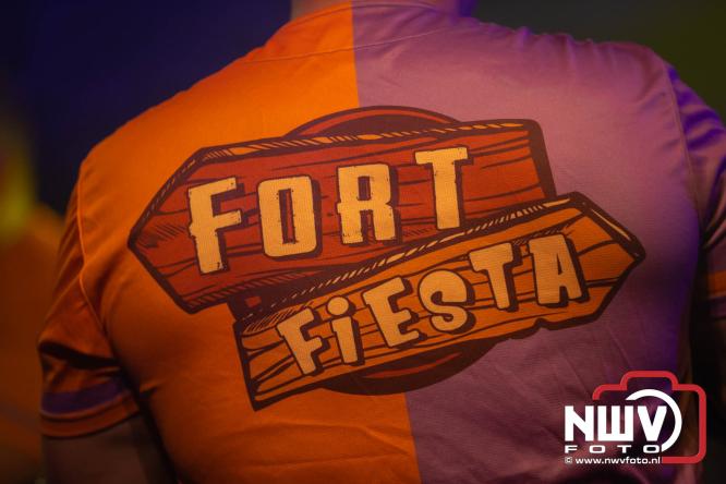 Big Pop Oosterwolde (gld) trapt festivalweekend af met een avond vol meezingers, rock en gezelligheid - &copy; NWVFoto.nl