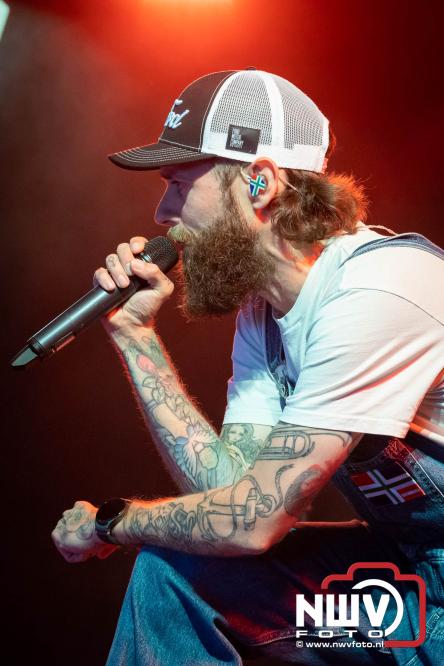 Big Pop Oosterwolde (GLD) beleeft spetterende zaterdagavond vol topmuziek en feest. - &copy; NWVFoto.nl