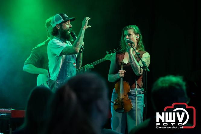 Big Pop Oosterwolde (GLD) beleeft spetterende zaterdagavond vol topmuziek en feest. - &copy; NWVFoto.nl