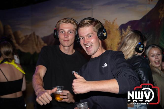Big Pop Oosterwolde (GLD) beleeft spetterende zaterdagavond vol topmuziek en feest. - &copy; NWVFoto.nl
