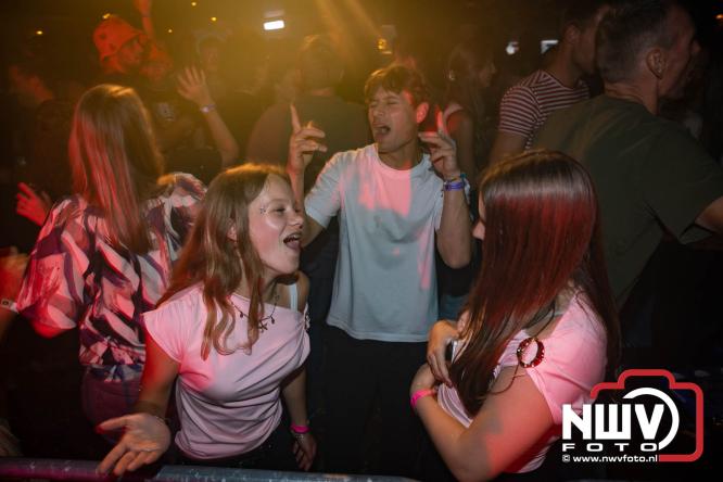 Big Pop Oosterwolde (GLD) beleeft spetterende zaterdagavond vol topmuziek en feest. - &copy; NWVFoto.nl