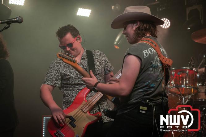 Big Pop Oosterwolde (GLD) beleeft spetterende zaterdagavond vol topmuziek en feest. - &copy; NWVFoto.nl