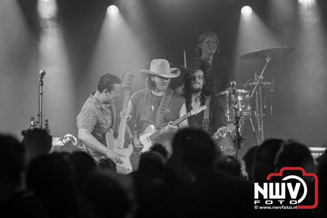 Big Pop Oosterwolde (GLD) beleeft spetterende zaterdagavond vol topmuziek en feest. - &copy; NWVFoto.nl