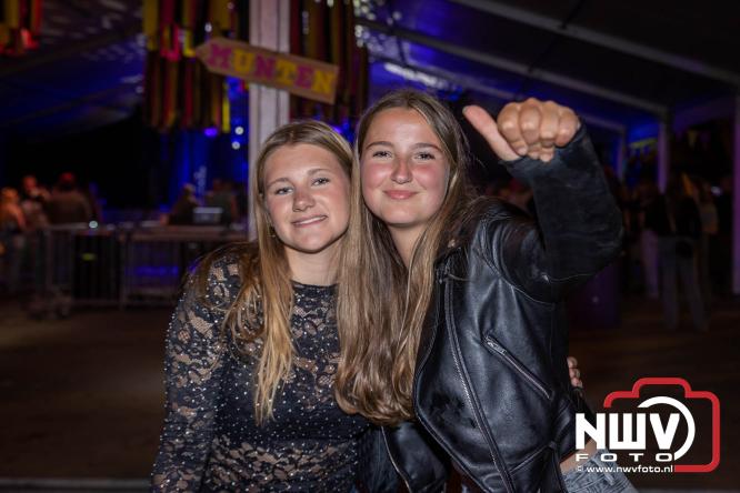 Big Pop Oosterwolde (GLD) beleeft spetterende zaterdagavond vol topmuziek en feest. - &copy; NWVFoto.nl