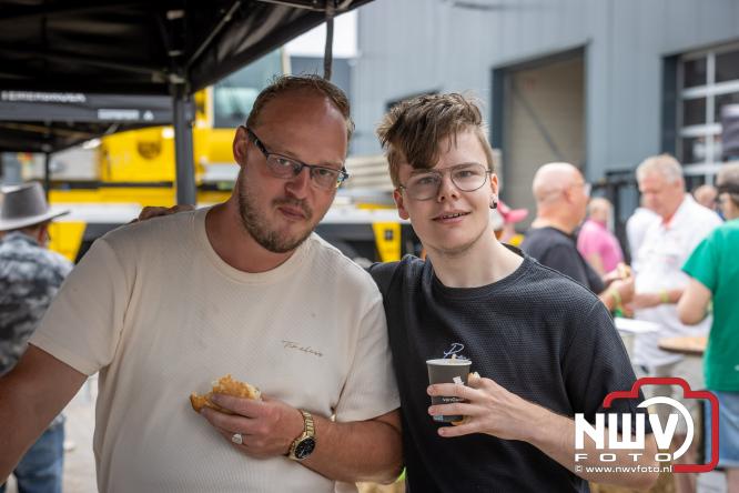 Geslaagde TruckRun Noordwest Veluwe met 111 vrachtwagens door Oldebroek en Elburg. - &copy; NWVFoto.nl