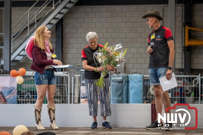 Geslaagde TruckRun Noordwest Veluwe met 111 vrachtwagens door Oldebroek en Elburg. - &copy; NWVFoto.nl